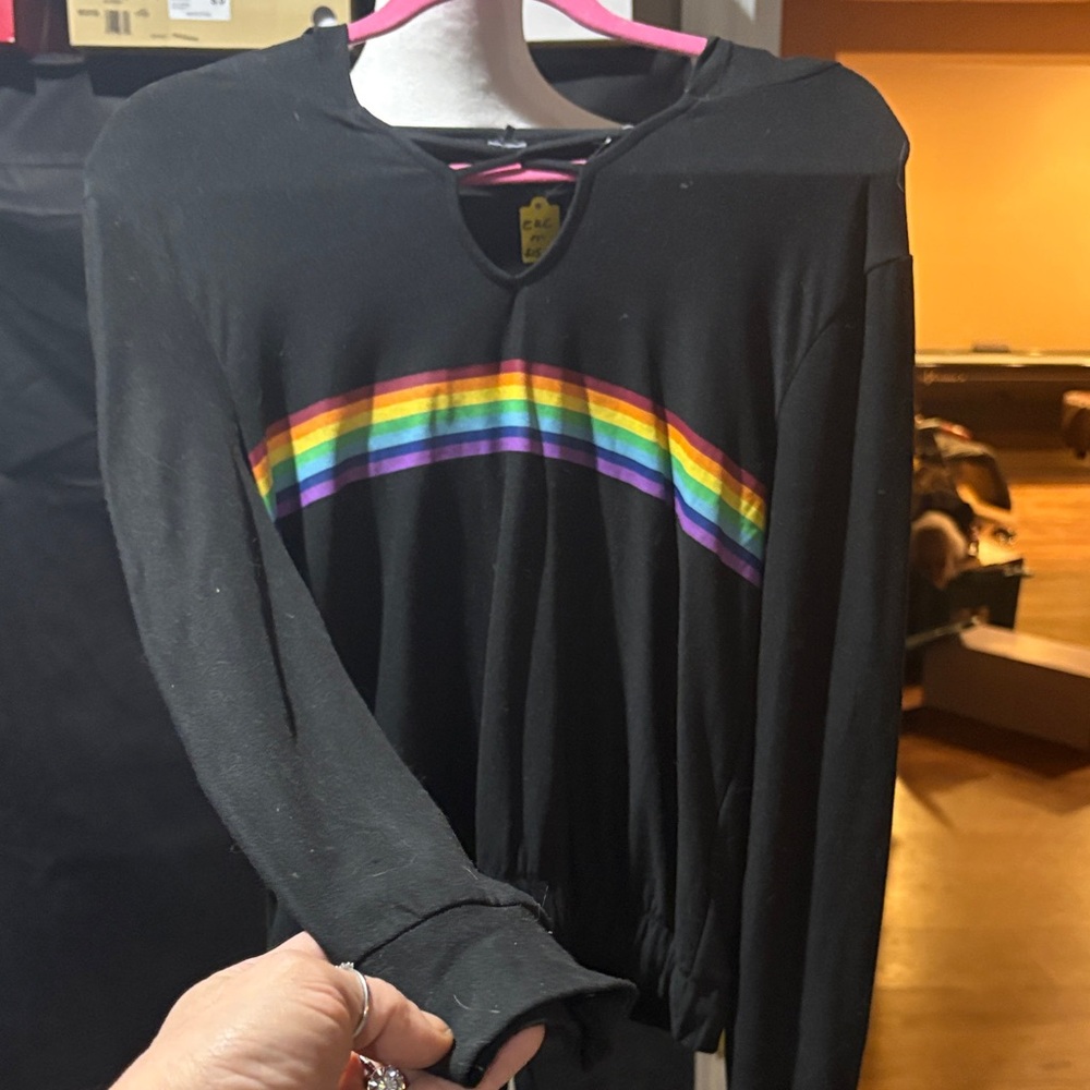 23c# unknown brand EUC W sz S Hooded crop top with Rainbow Stripe w, drawstring - Picture 3 of 7